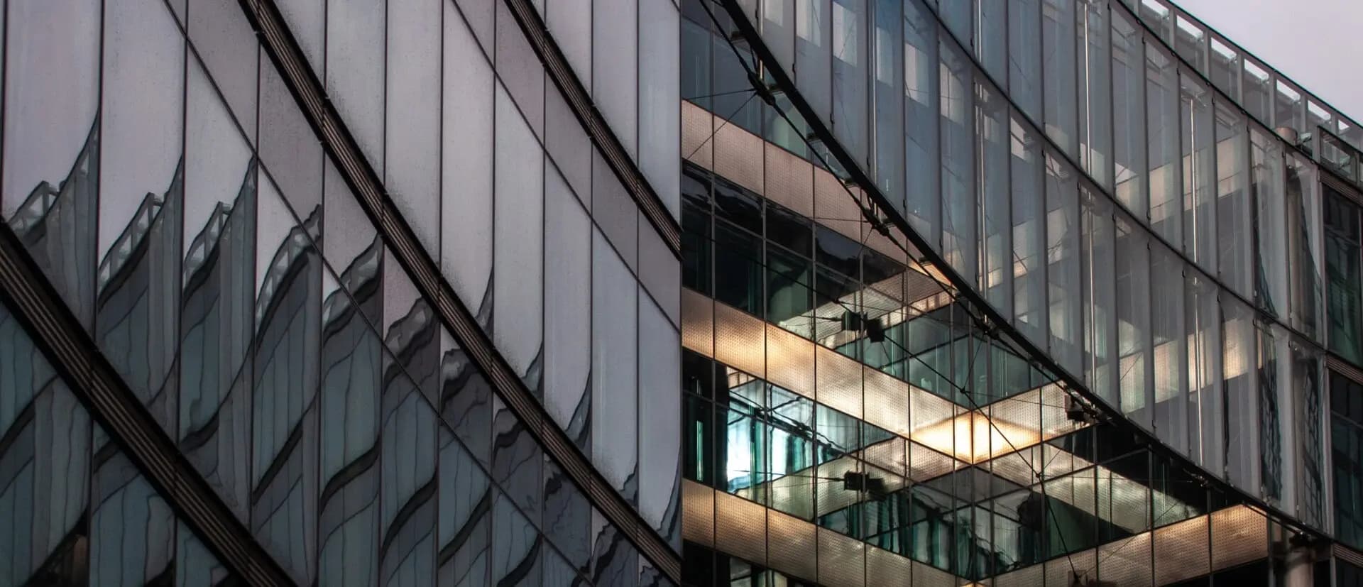 Das "Magische Dreieck" der Überwachung: Warum Harmonie Ihre Bank gefährdet